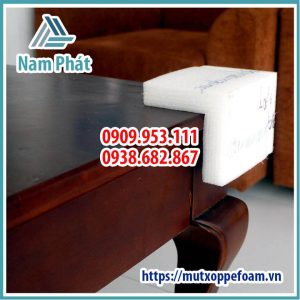 xốp bo góc